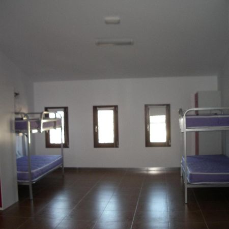 Hostel El Castillo Aninon Екстериор снимка