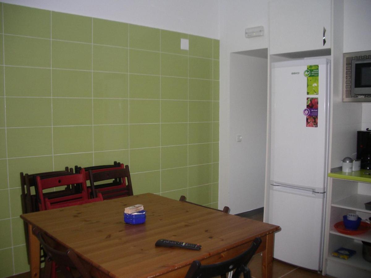 Hostel El Castillo Aninon Екстериор снимка