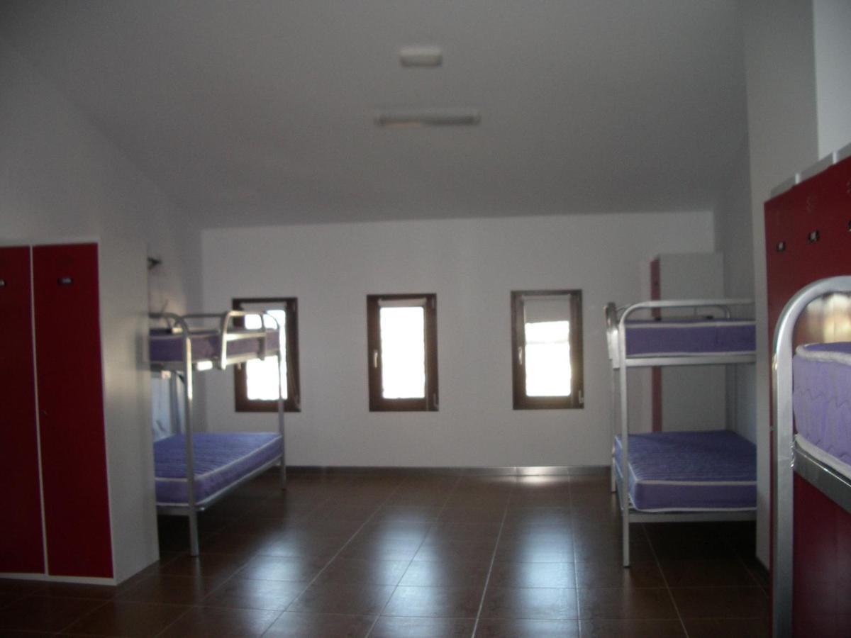 Hostel El Castillo Aninon Екстериор снимка