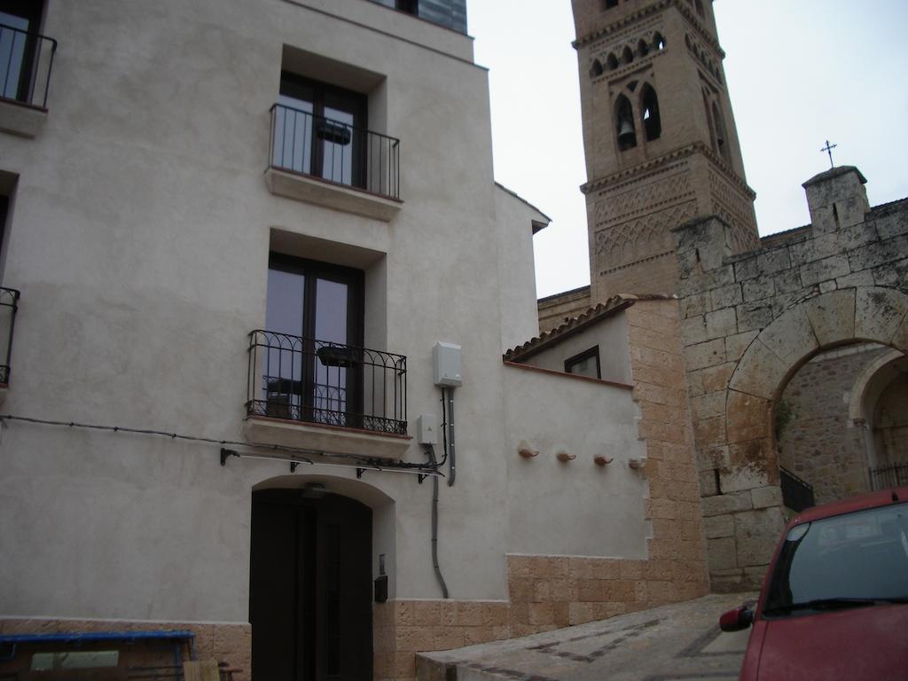Hostel El Castillo Aninon Екстериор снимка