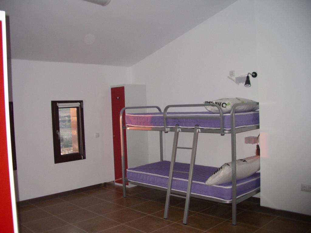 Hostel El Castillo Aninon Екстериор снимка