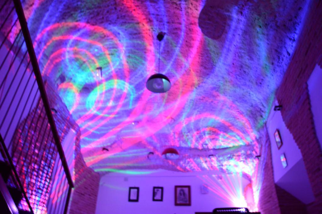 Hostel El Castillo Aninon Екстериор снимка