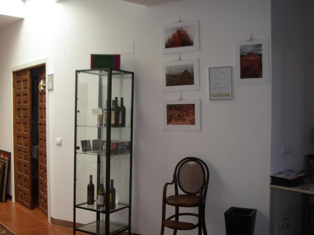 Hostel El Castillo Aninon Екстериор снимка